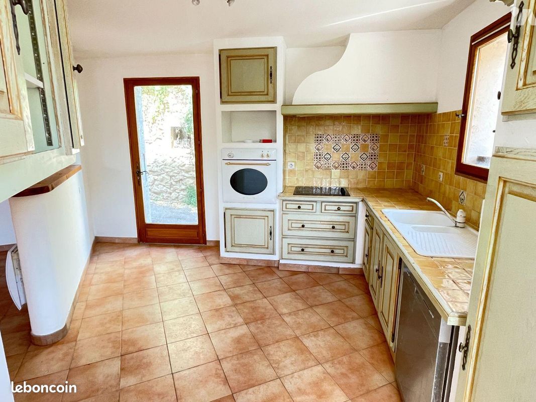 Maison 3 pièces 51 m² · à Vinon-sur-Verdon · 51 m² · 184 600 €