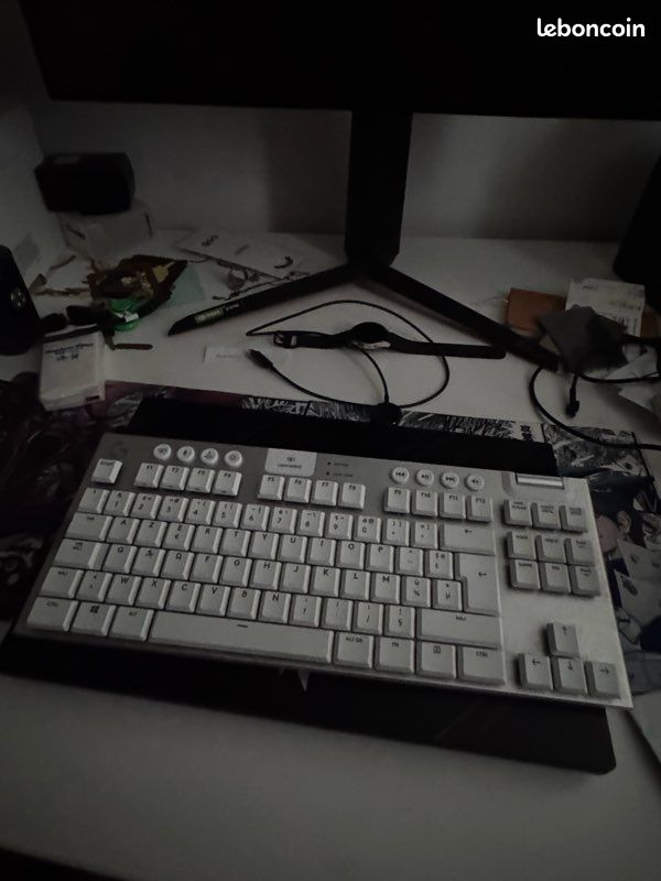 Clavier logitech g915 tkl blanc (image 2)