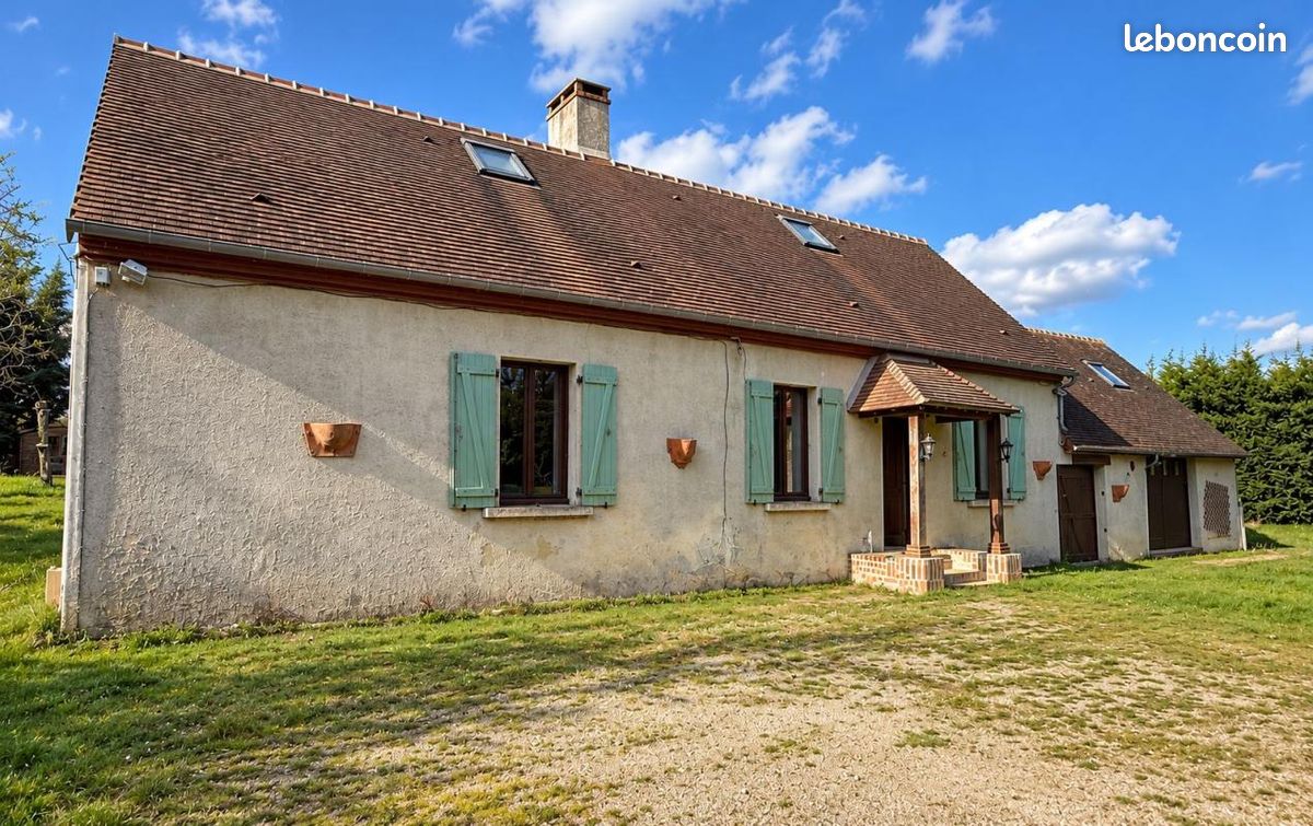 Maison 4 pièces 128 m² · à Chemilli · 128 m² · 159 750 €