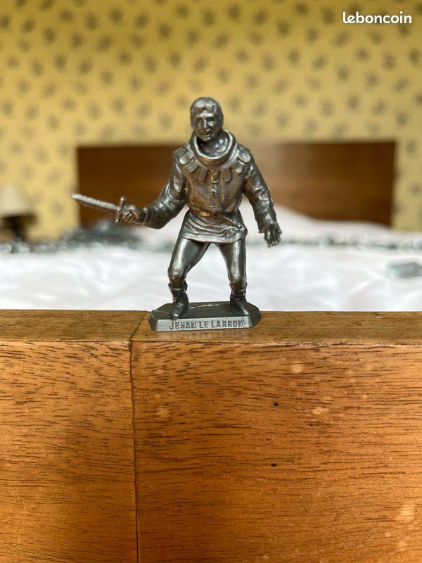 Figurine FF PARIS échelle 1/72 – THIERRY LA FRONDE, Moine Soldat Français, Plastique à Peindre, Occasion