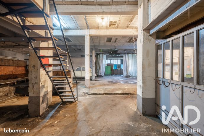 Maison 10 pièces 487 m² — 18