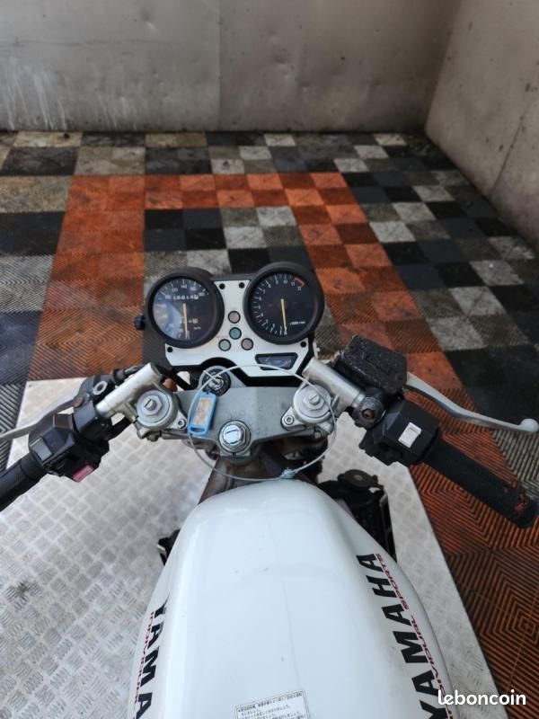 Yamaha R1-Z 250 (REF 49769) (image 9)