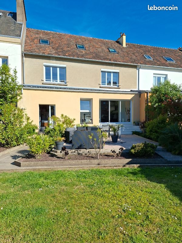 Maison 7 pièces 155 m² · à Cherbourg-en-Cotentin · 155 m² · 380 000 €