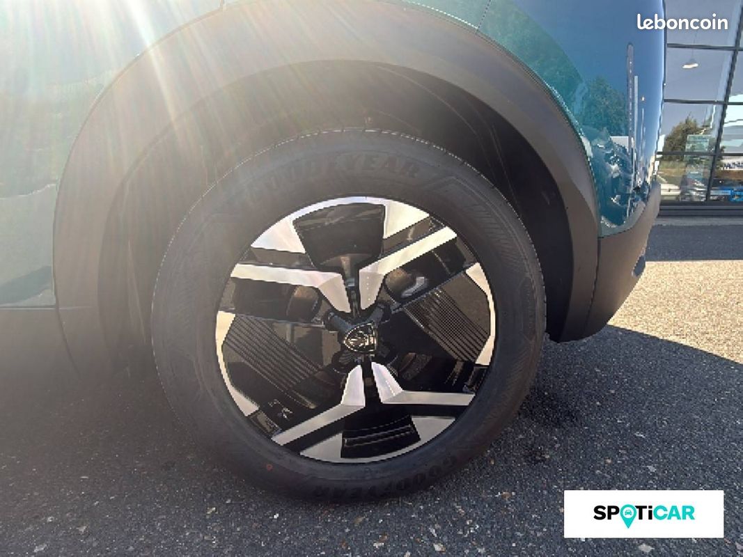 PEUGEOT 2008 Electrique 54 kWh 156 ch Allure (image 11)