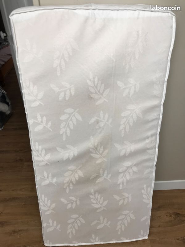 VDS matelas 140X70 (image 2)