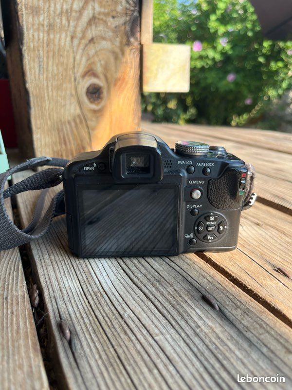 Appareil photo DMC FZ28 (image 3)
