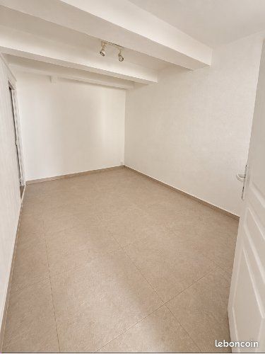 Appartement 3 pièces 40 m² · à La Valette-du-Var · 40 m² · 680 €/mois