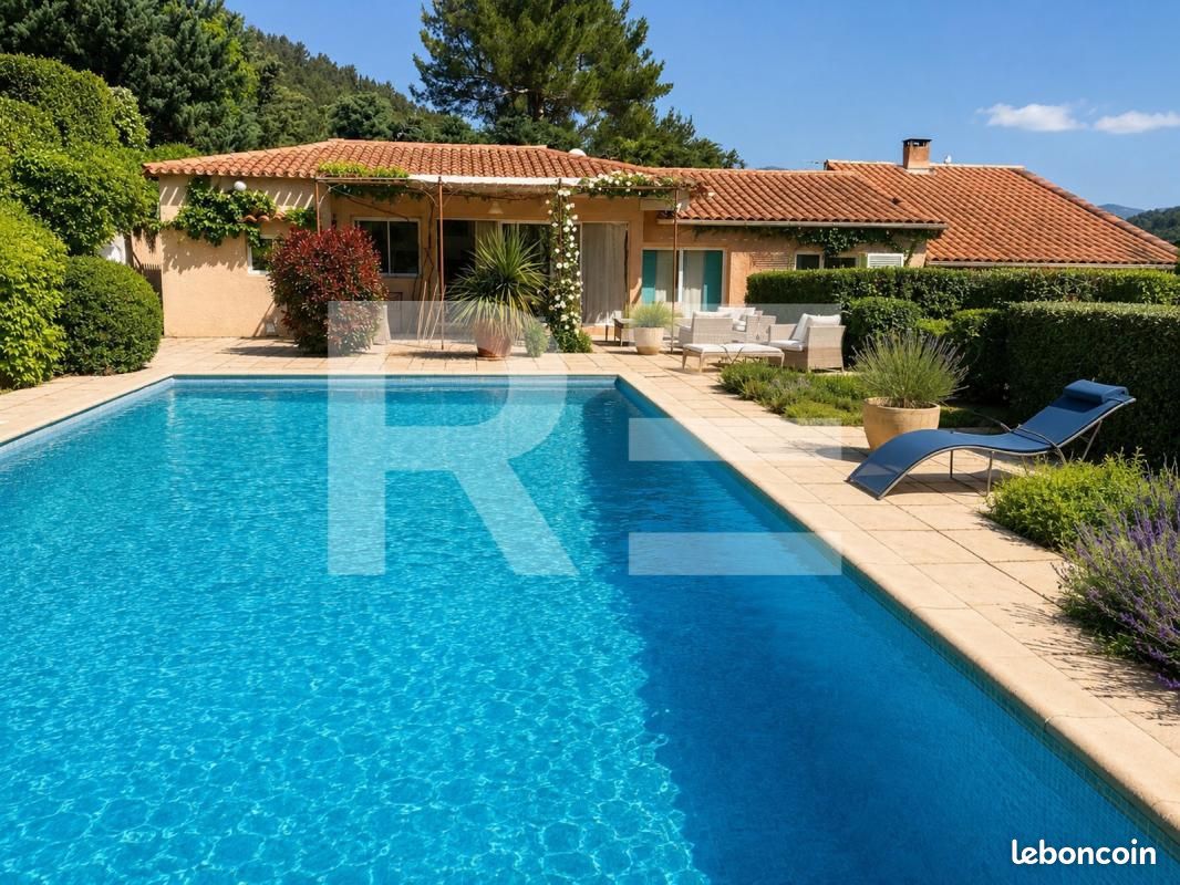 Propriété 7 pièces 202 m² (image 3)