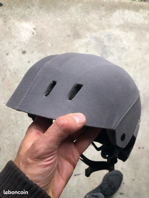 Casque à vélo gris (image 1)