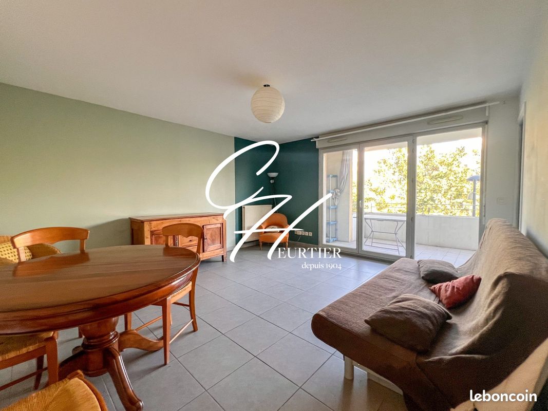Appartement 2 pièces 70 m² · à Grenoble · 70 m² · 135 000 €
