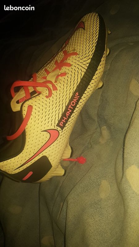 Crampon nike (image 1)