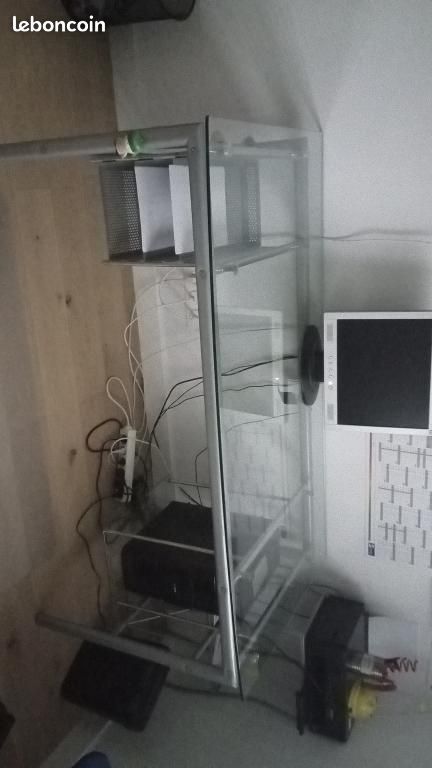 A vendre bureau en verre (image 1)