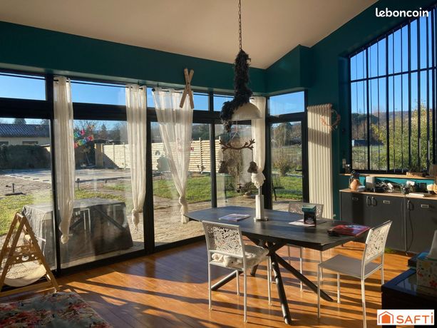 Propriété 8 pièces 161 m²