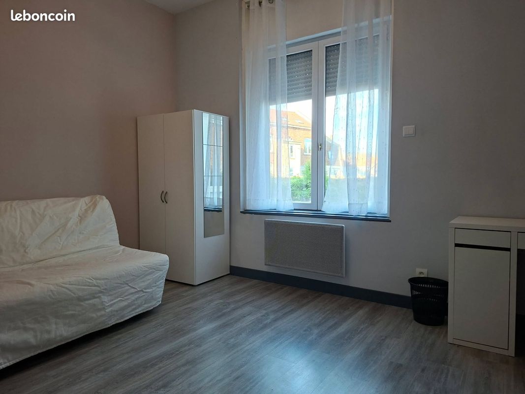Appartement 1 pièce 18 m² · à Lille · 18 m² · 460 €
