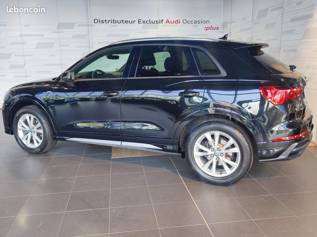 AUDI Q3 35 TFSI 150 ch S tronic 7 S line (image 2)