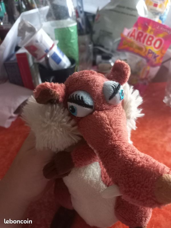 Peluche Scratina ( l'âge de glace 3) (image 5)