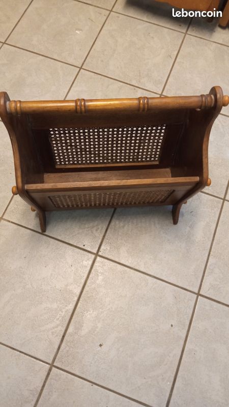 Porte revue avec cannage (image 1)