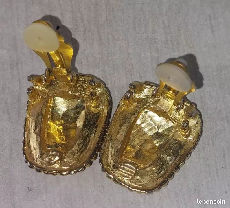 Boucles D'Oreilles Clips Vintage - Métal Doré - Ancien - Bon État Occasion