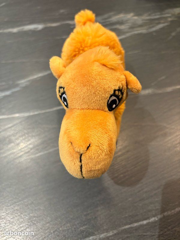 Peluche dromadaire (image 3)