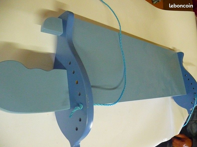 2 Etagères pour chambre enfant, forme avion (image 3)