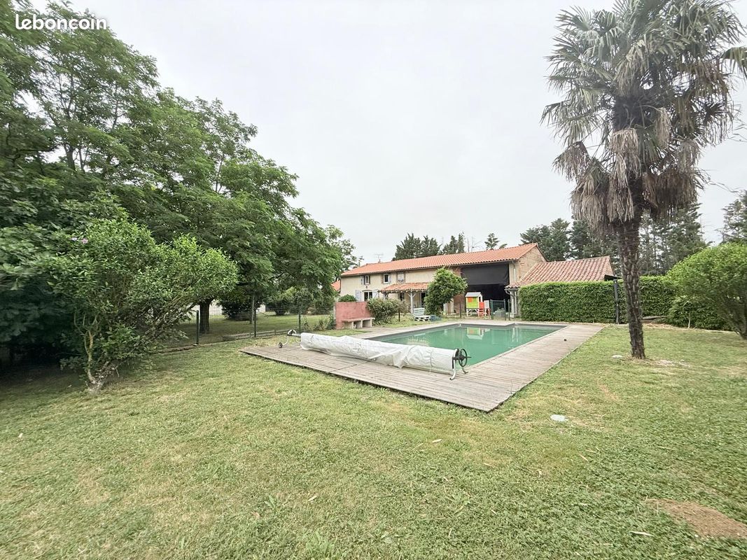 Maison 6 pièces 211 m² · à Labarthe-sur-Lèze · 211 m² · 483 000 €
