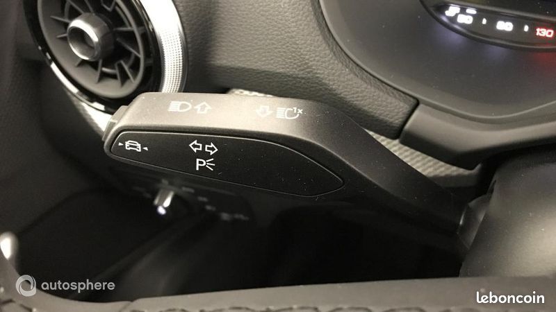 Audi Q2 35 TFSI 150ch Design S tronic 7 (image 23)