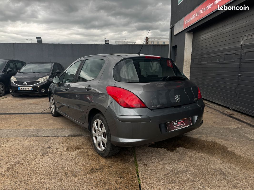 PEUGEOT 308 1.6i 16V 120CH 5P (image 3)