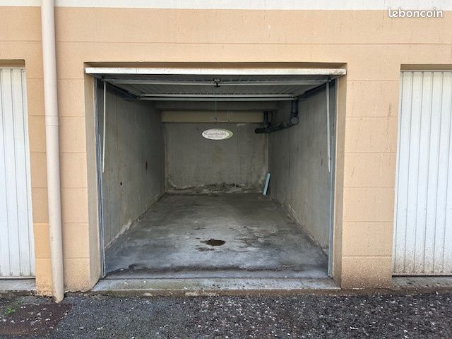 Parking 17 m² · à Anglet · 17 m² · 120 €