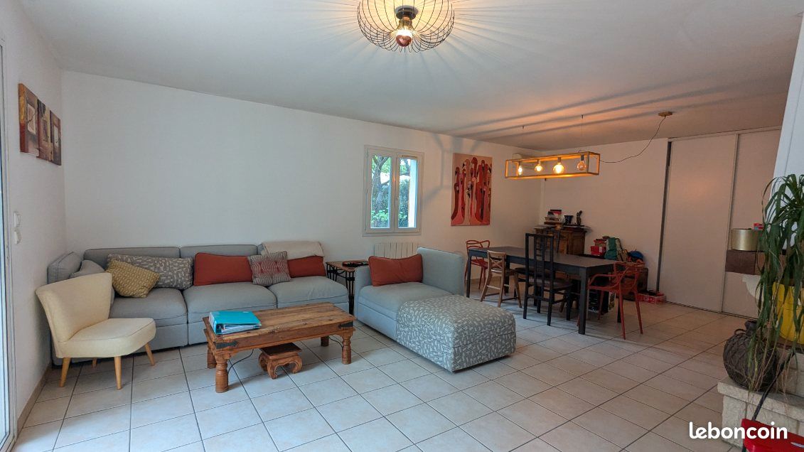 Maison a louer salon-de-provence - 6 pièce(s) - 145 m2 - Surfyn