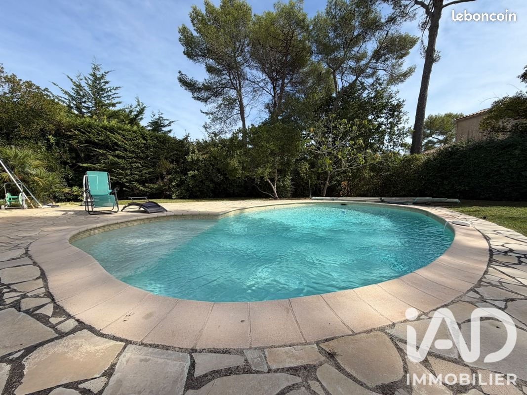 Maison 6 pièces 160 m² · à Valbonne · 160 m² · 1 100 000 €