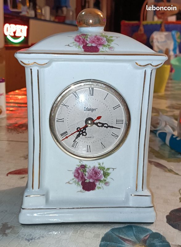 Horloge Murale Cadre Bois, Intérieur Céramique, 31cm, Motif Floral - Occasion