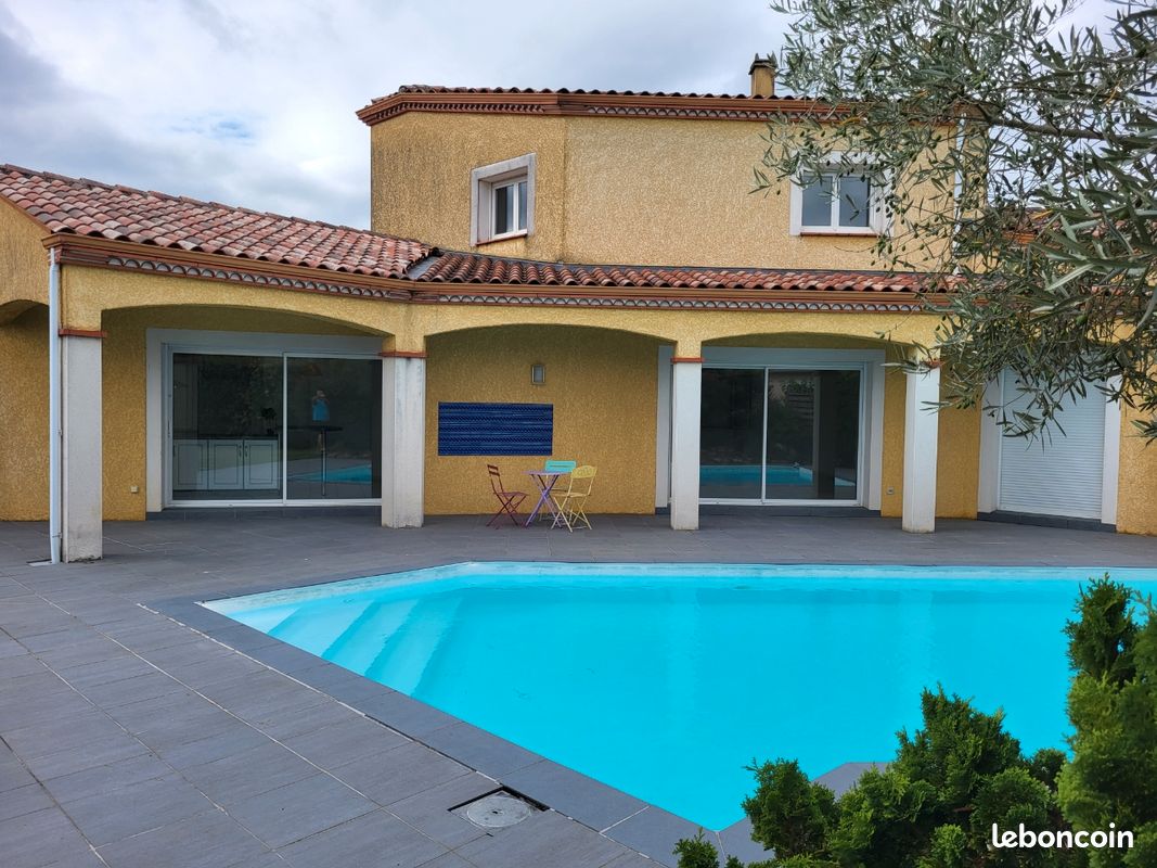 Maison 5 pièces 172 m² · à Lisle-sur-Tarn · 172 m² · 385 000 €