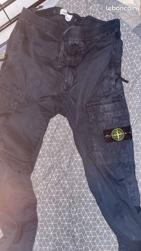 Cargo stone island (image 1)