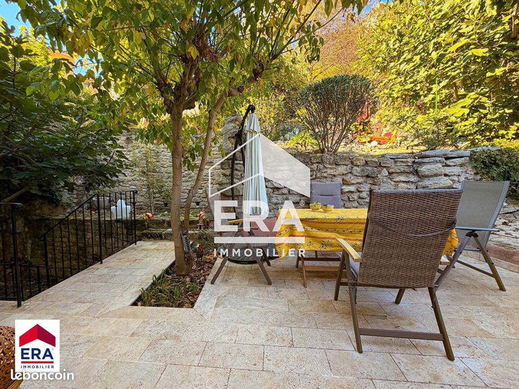Maison 3 pièces 76 m² · à Mormoiron · 76 m² · 220 000 €