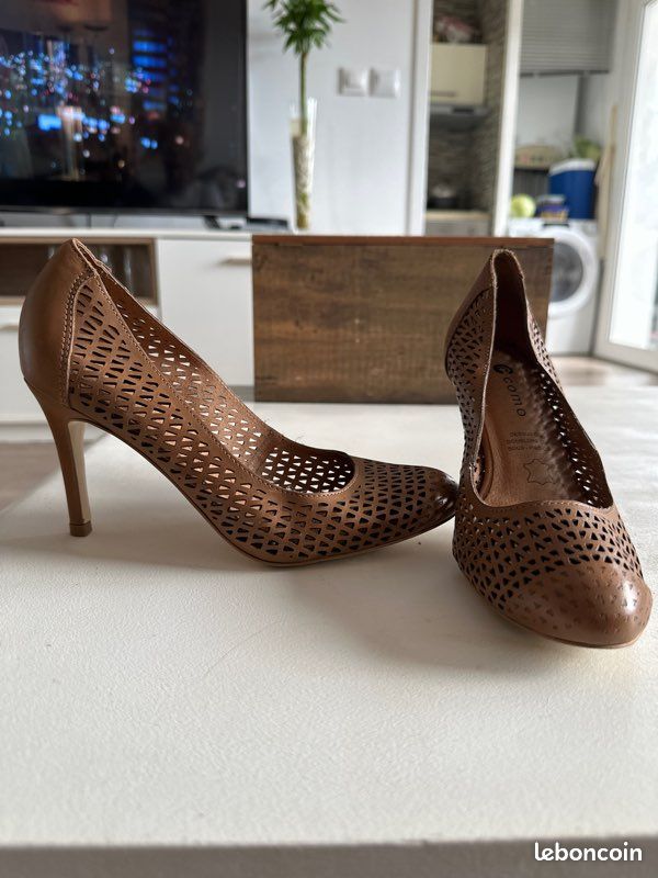 Chaussures à talons (image 1)