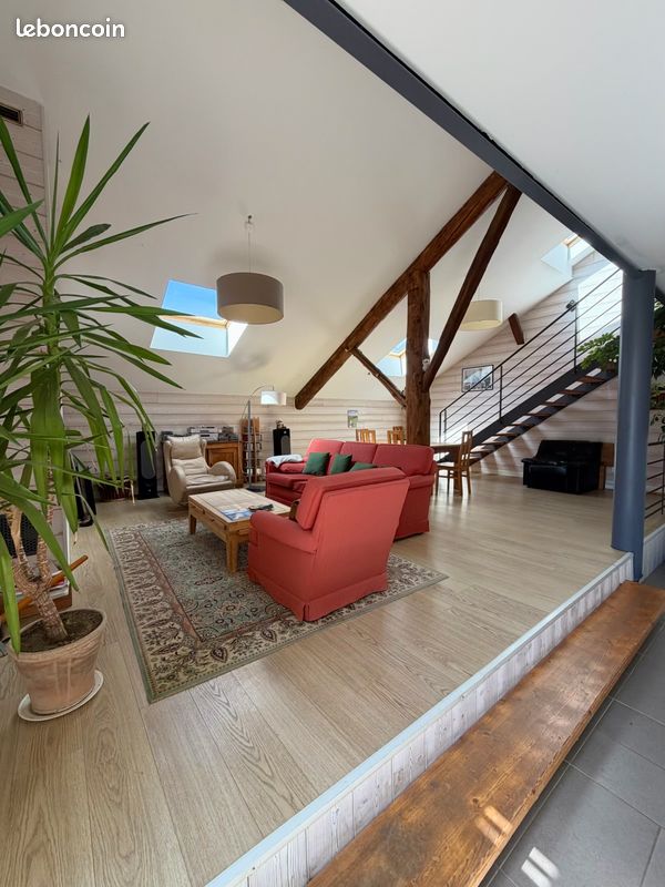 Maison 6 pièces 206 m² · à Mazeley · 206 m² · 243 000 €