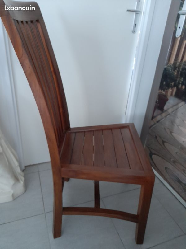 Chaise en bois (image 4)