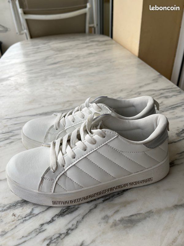 Basket Blanche Femme Avec Strass Basket Femme Blanche Et Dorée