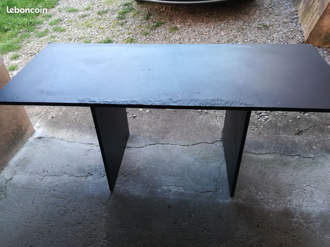 Bureau noir (image 1)