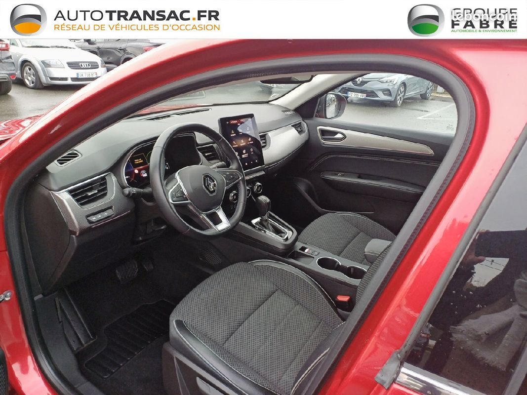 RENAULT Arkana E-Tech hybride 145 - 22 Techno (image 30)