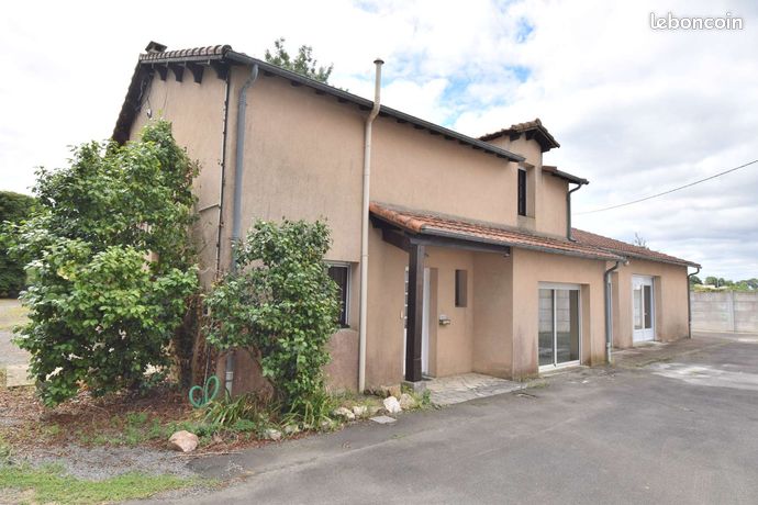 Maison 9 pièces 257 m²