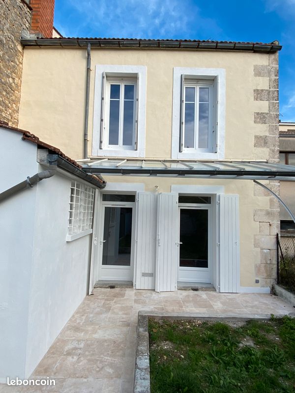 Maison 4 pièces 90 m² · à Angoulême · 90 m² · 875 €/mois