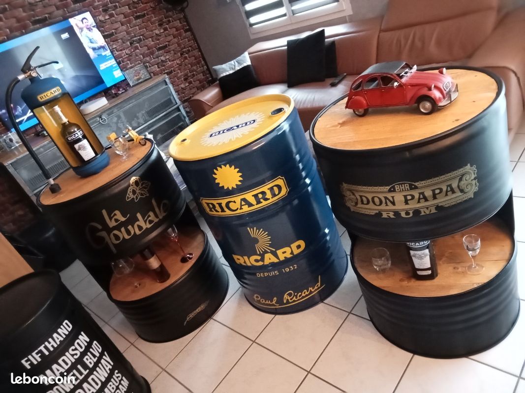 Tonneau/Fût De Décoration Bacardi 60L, Noir Et Doré, Artisanal, Reconditionné, 66 Cm