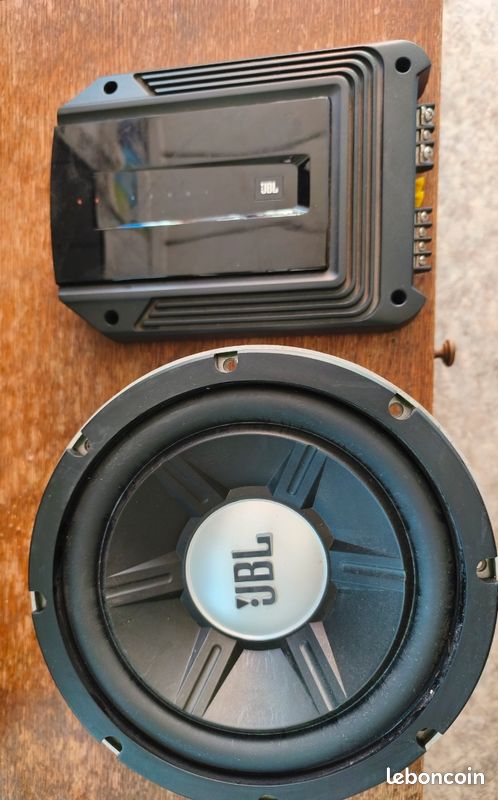Ampli et Boomer JBL Équipement auto