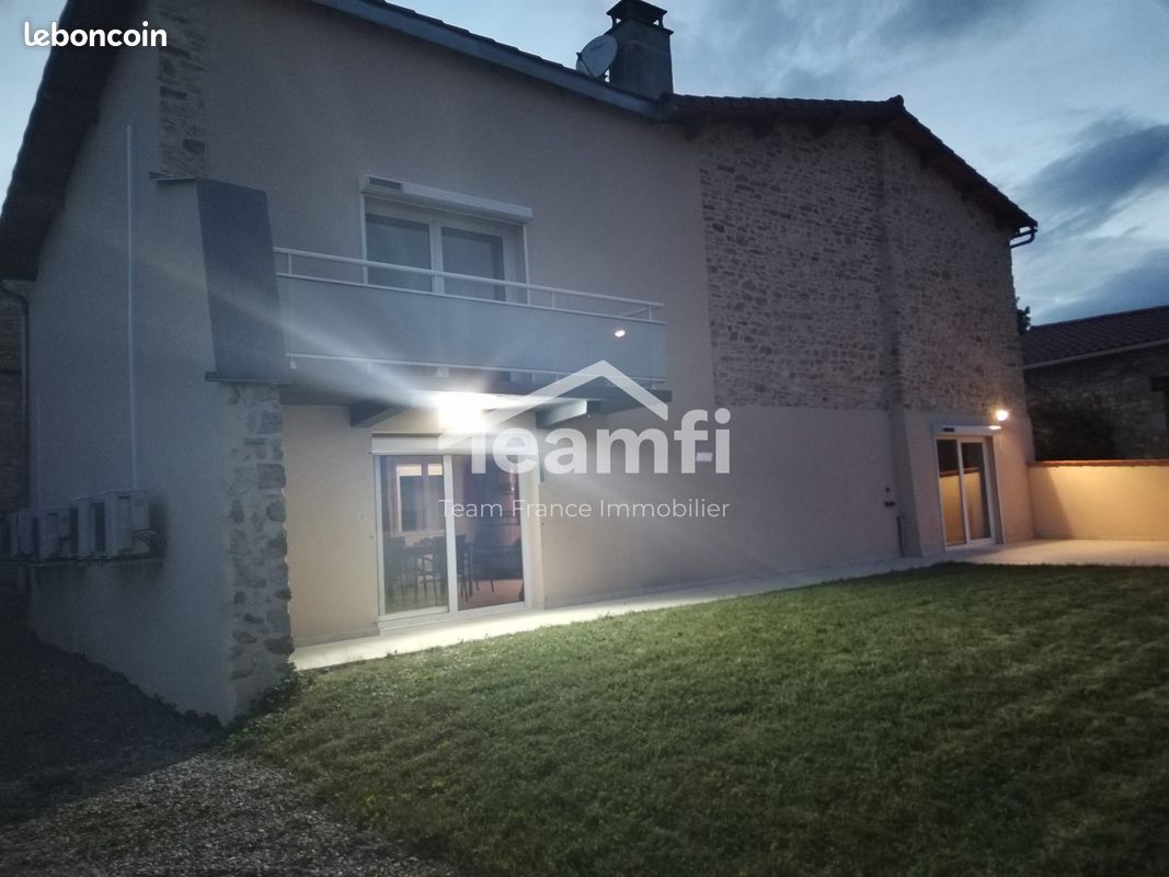 Maison 11 pièces 180 m² · à Lezoux · 180 m² · 425 000 €