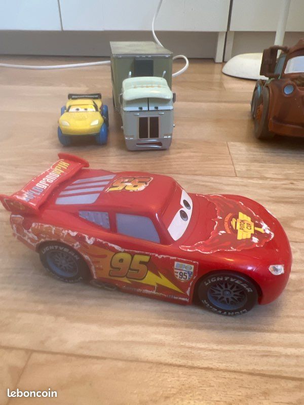 Lot de jouets cars (image 4)