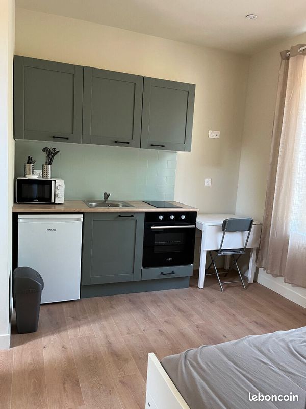 Appartement 1 pièce(s) 15 m²à louer Saint-quentin