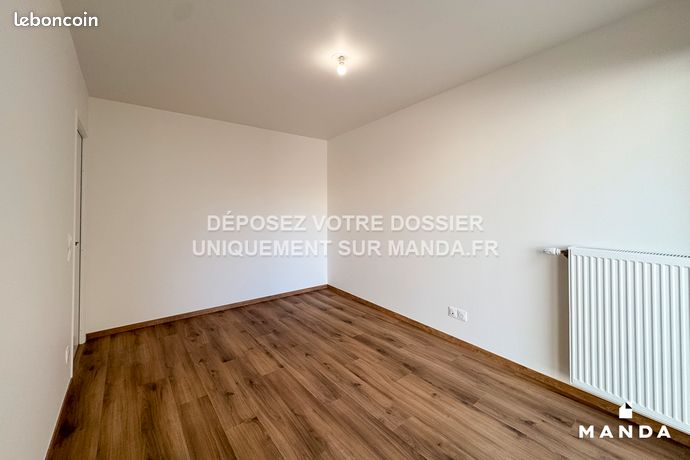 https://img.leboncoin.fr/api/v1/lbcpb1/images/9f/c1/67/9fc16702f3ef47015fbfc2809a2084eadaa7d222.jpg?rule=ad-image