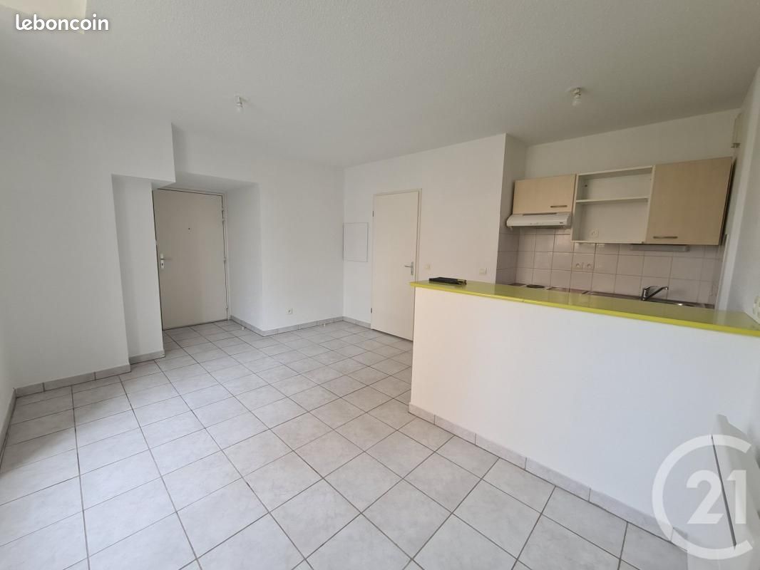 Appartement 2 pièces 35 m² · à Falaise · 35 m² · 76 000 €