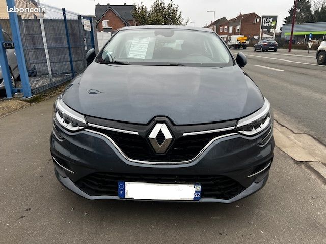 RENAULT MEGANE IV BERLINE BUSINESS Blue dCi 115 ch premiere main (image 1)